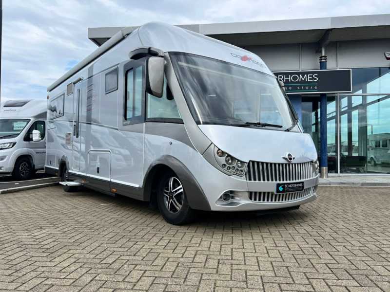 Carthago Liner-for-two I 53 Motorhome